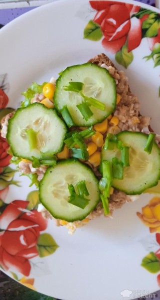 Рецепт: Сендвич с тунцом - С овощами, удобный и полезный перекус